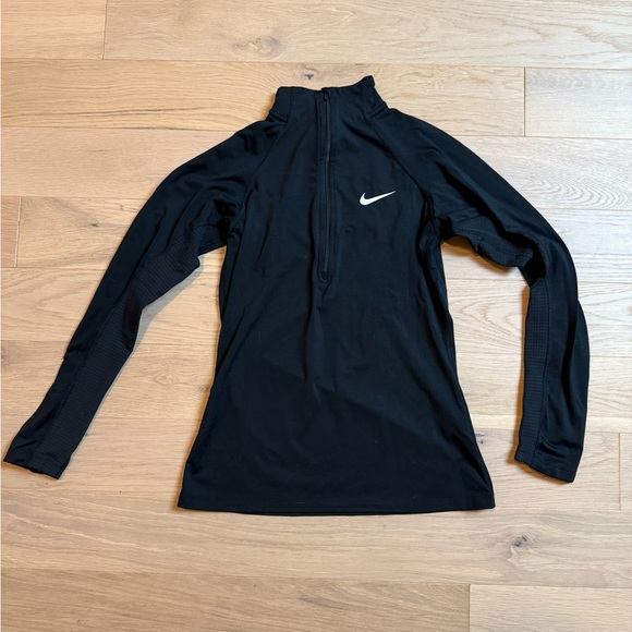 Nike Dri-FIT 1/2-Zip Black Running Top - Picture 2 of 6